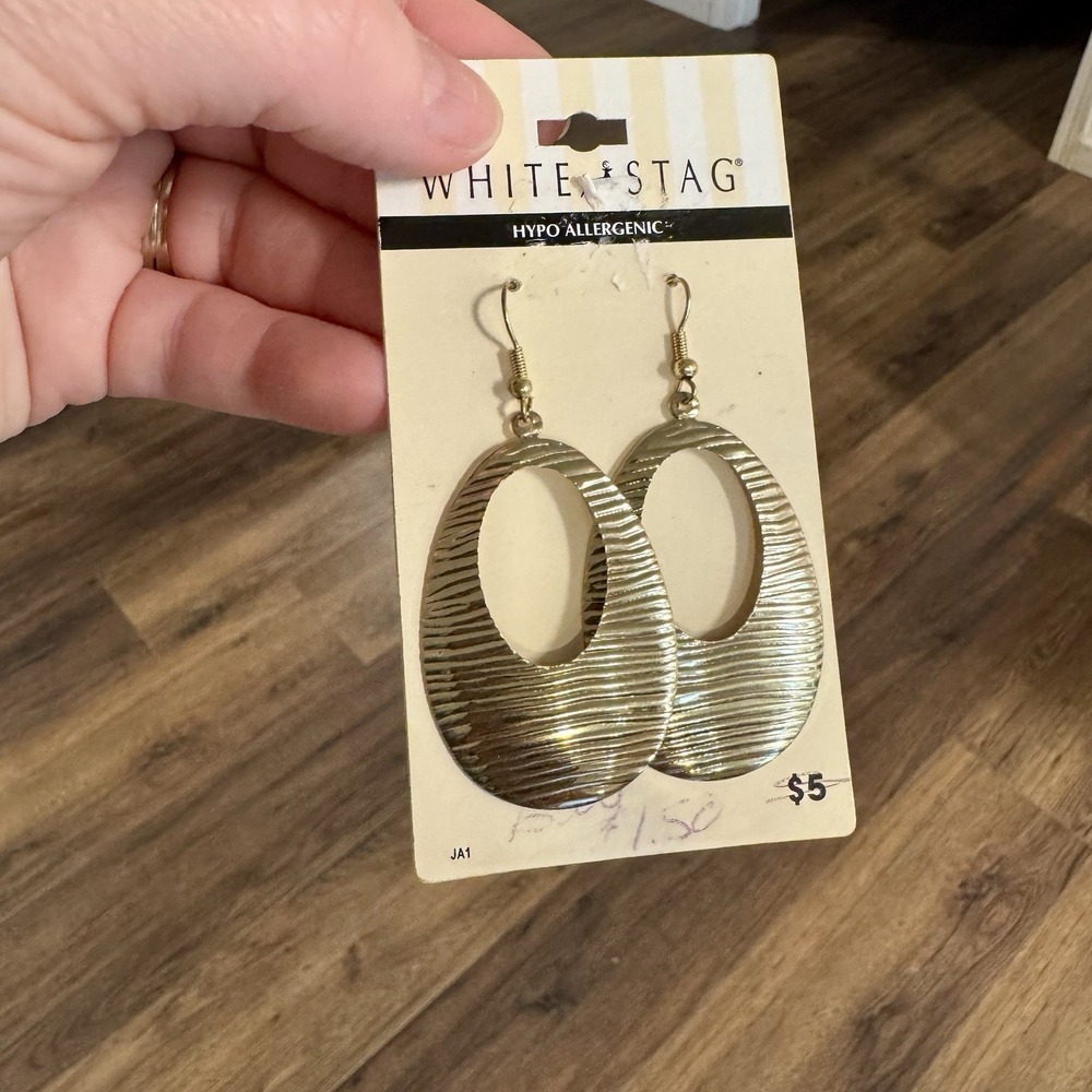 Vintage Open Teardrop Hypoallergenic Earrings White Stag